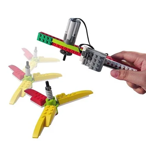 Robotic Builders: Battle Machines - summer camp for kids